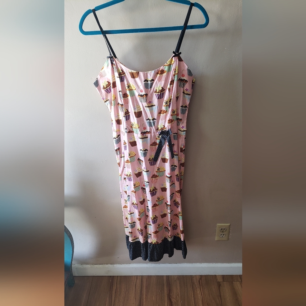 This is a Paper doll productions size XL cupcake dress